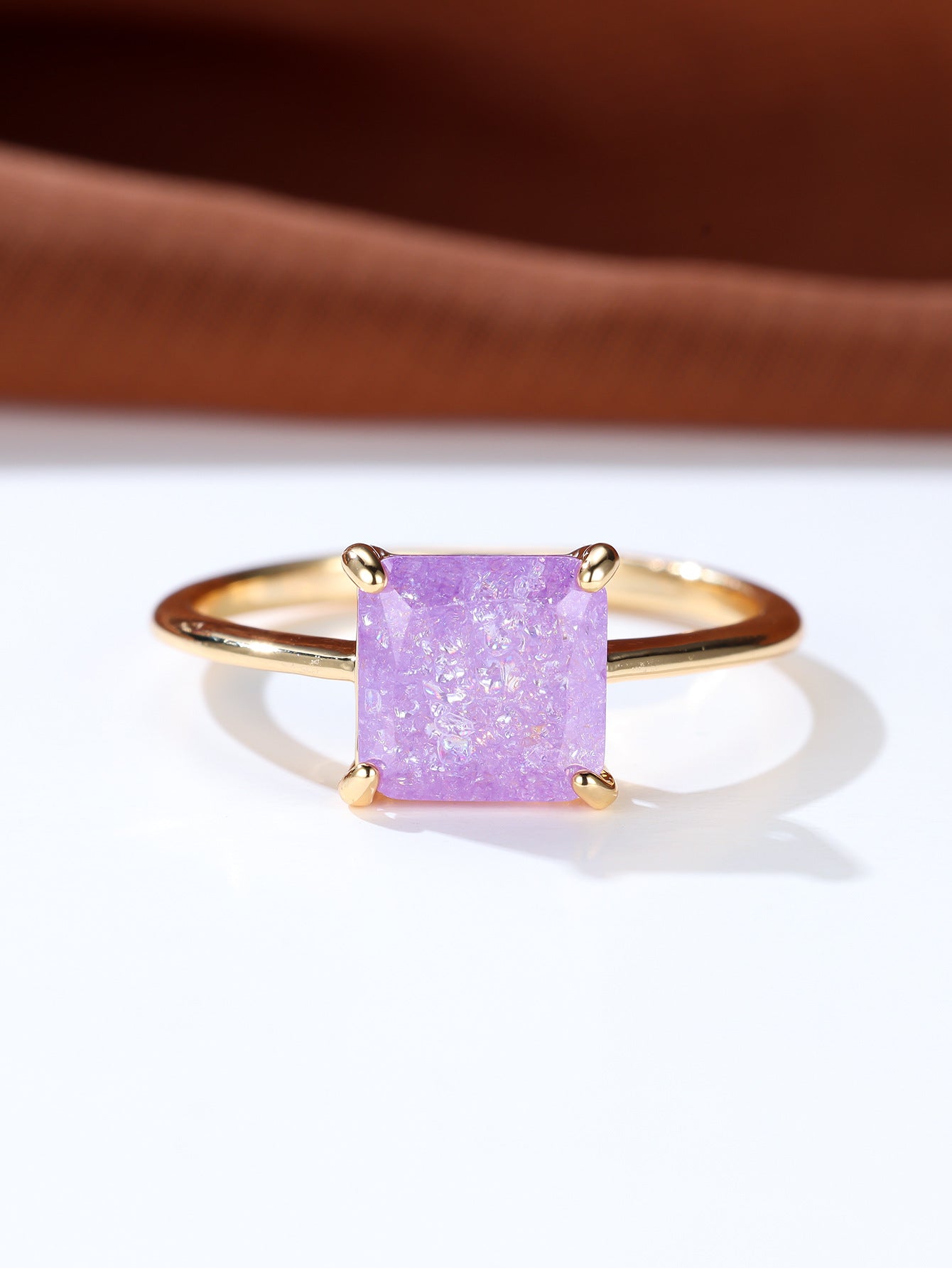 Four-claw Cubic Zirconia Ring Stylish And Versatile